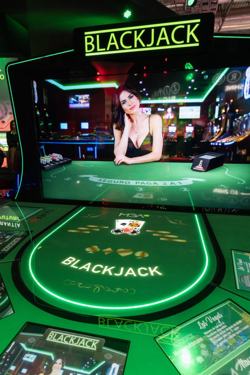 MGA BlackJack, una auténtica mesa de Blackjack en tu Salón de juego