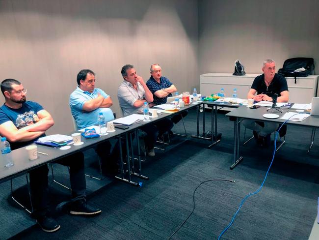 La Federación Nacional de Puntos de Venta Mixtos de Loterías y Apuestas del Estado reivindica un TPV para el cobro con cualquier tarjeta de crédito