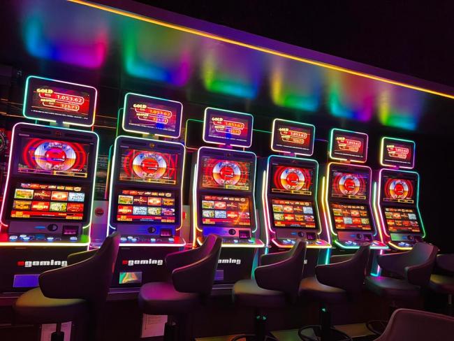 MULTISLOT E-NEON, la apuesta segura de E-GAMING SPAIN que triunfa en ODISEO