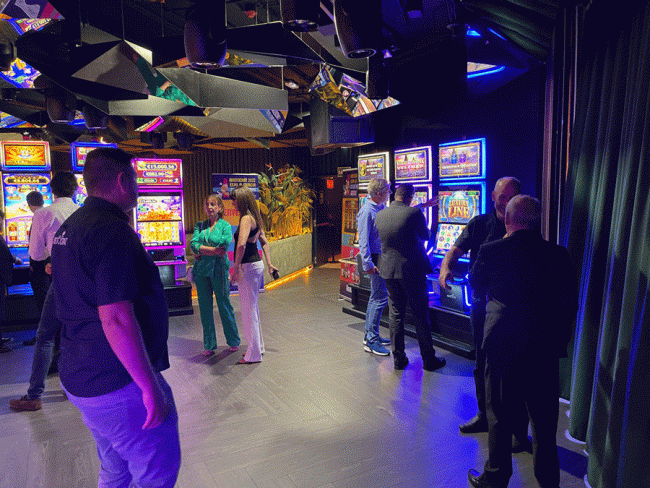 Así fue la presentación de los productos de casino de ARISTOCRAT en Murcia (Fotos