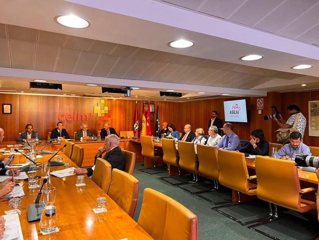 ASEJU y CEJ anuncian el lanzamiento de una campaña en redes sociales para acercarse al público joven