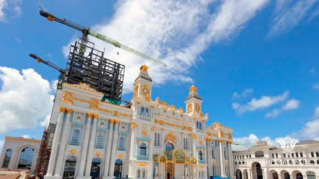 IPI firma acuerdos para completar la construcción del casino-hotel y operar centro comercial