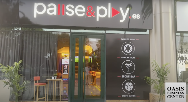 Pause&Play Oasis Business Center