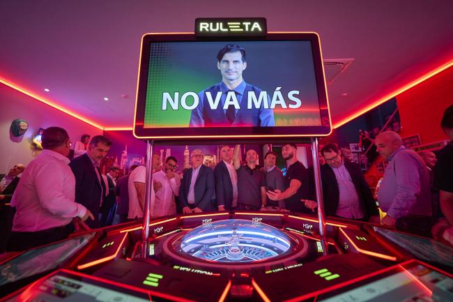 Nueva y espectacular galería de fotos de la presentación de la nueva ruleta de MGA REvolution