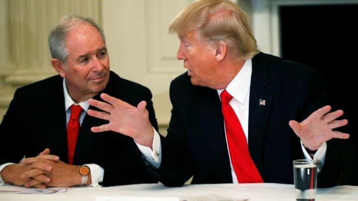 El CEO de Blackstone Steve Schwarzman no ayudará a Trump durante las primarias de 2024