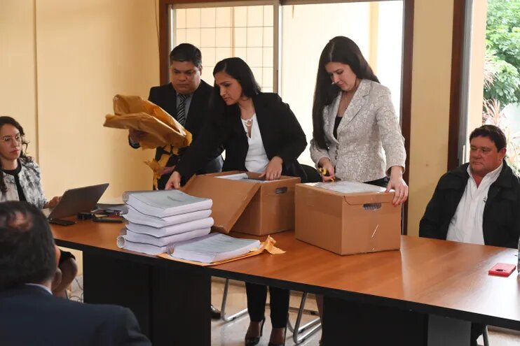 PARAGUAY recibe tres ofertas para OPTAR a licencias de juego online
