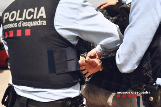 MOSSOS, BINGO TORTOSA