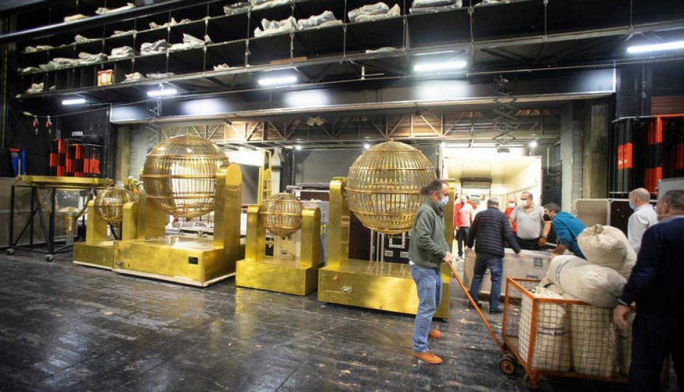 Los bombos de la Lotería de Navidad llegará el miércoles al Teatro Real