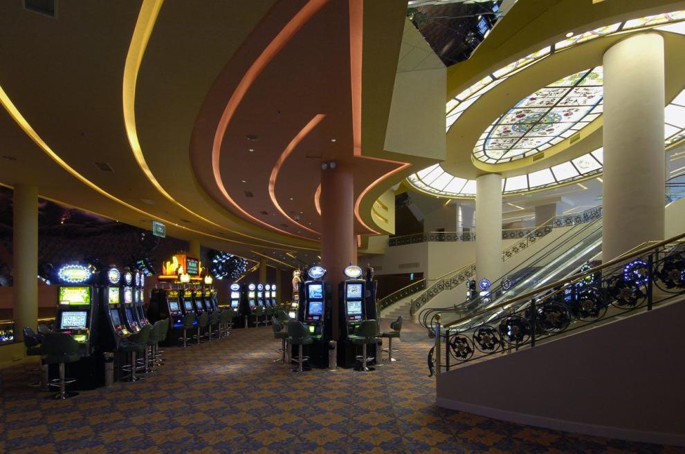Hipódromo de Palermo ofrece la Sala de Slots para oficiar bodas