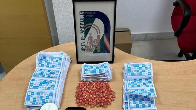 Desmantelan en un bar de copas de Chiclana una partida ilegal de bingo con más de 250 personas 