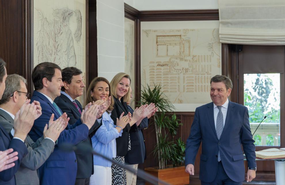 El presidente de la Junta de Castilla y León, Alfonso Fernández Mañueco, ha presidido el acto institucional de toma de posesión de Luis Miguel González Gago
