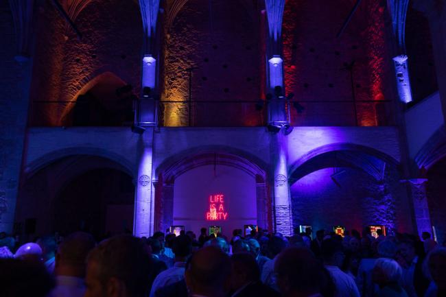 MANHATTAN PARTY, UNIDESA, BARCELONA, VÍDEO