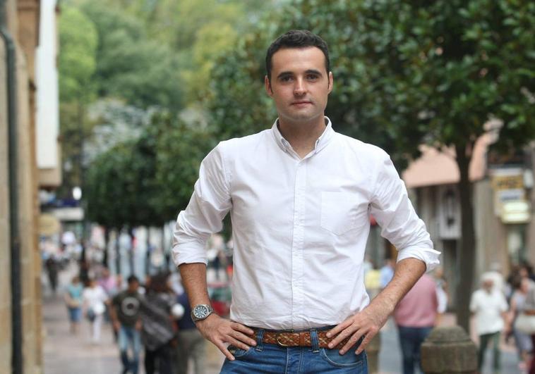 Guillermo Peláez Álvarez, nuevo consejero de Hacienda de Asturias, el consejero más joven, trabajó en bet365 (un año y medio) y perfil emprendedor