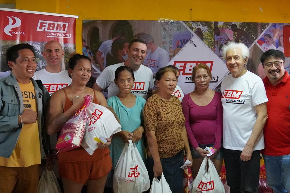 La FBM® Foundation realiza una respuesta de emergencia en la ciudad de Parañaque tras un incendio