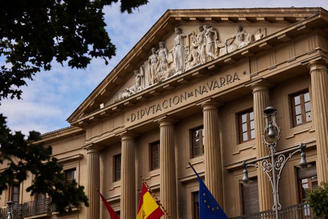 Iván Ortueta, Jefe de la Brigada de Juego y Espectáculos, será el nuevo jefe de la Policía Foral y María Isabel Sola, Directora General de Interior 