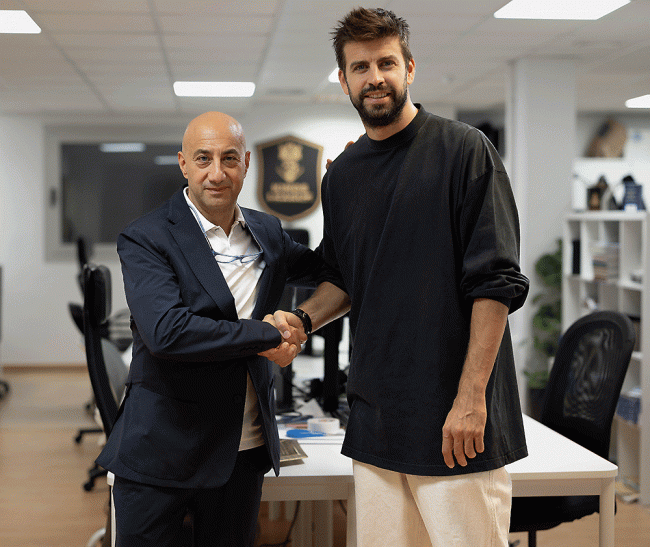 ALBERTO ELJARRAT y GERAD PIQUÉ comentan el acuerdo de SPORTIUM para ser casa de apuestas oficial de la Américas Kings League Santander