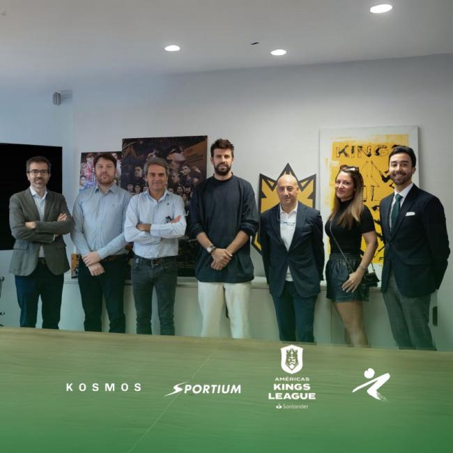 Nueva foto del gran acuerdo entre SPORTIUM y el Américas Kings League de Gerard Piqué