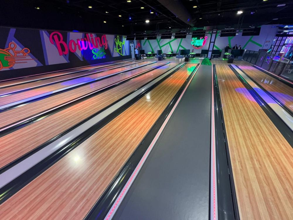 Diego Naranjo presenta un nuevo Sould Park Bowling de 1.100 metros cuadrados en Toledo
FOTOS