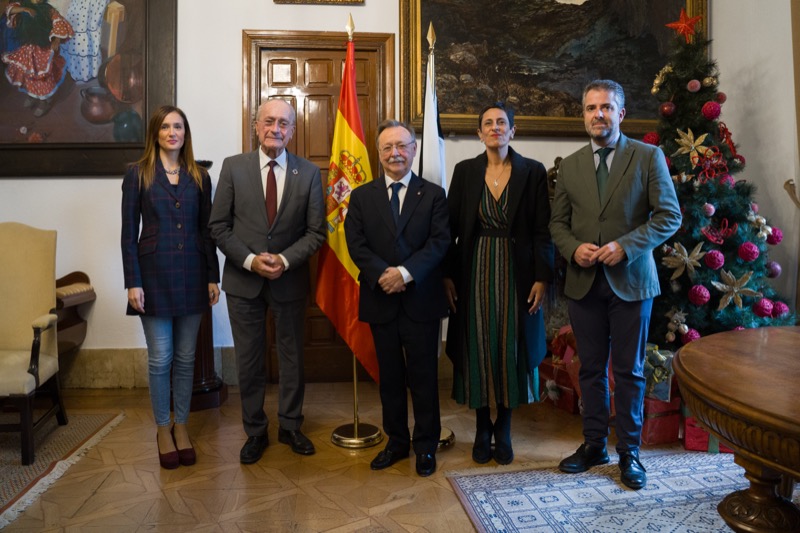 Recibimiento Protocolar en Málaga a Juan Vivas y Kissy Chandiramani