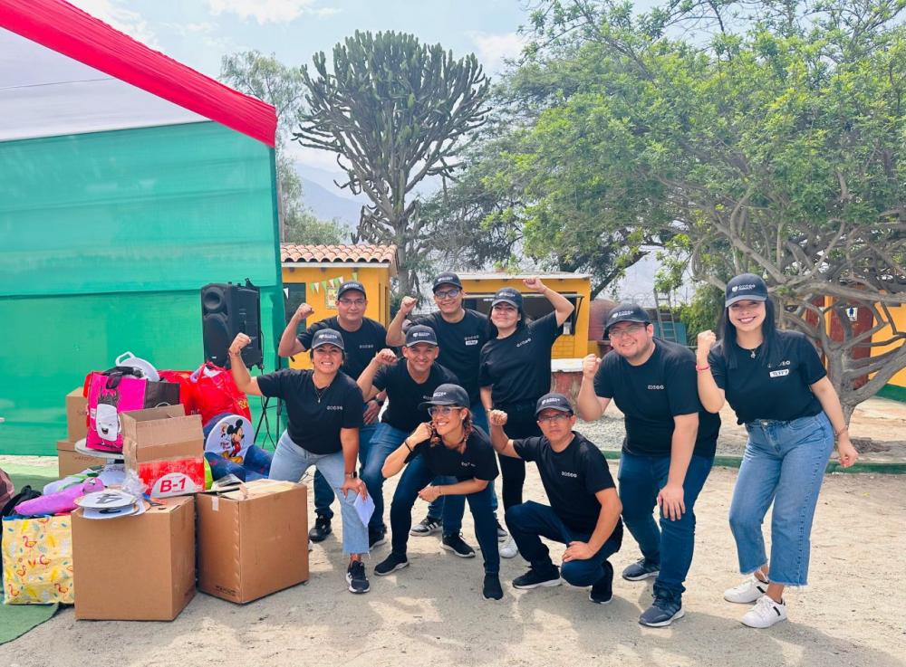 Zitro en Perú organiza una campaña solidaria de donación de juguetes
FOTOS
