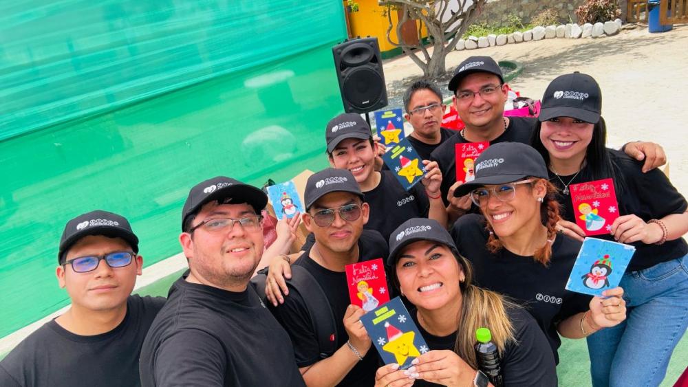 Zitro en Perú organiza una campaña solidaria de donación de juguetes
FOTOS
