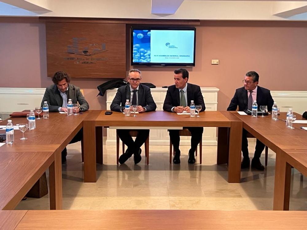 Fernando Henar, reelegido por unanimidad como Presidente de ASAEBIN para los próximos 3 años
FOTOS