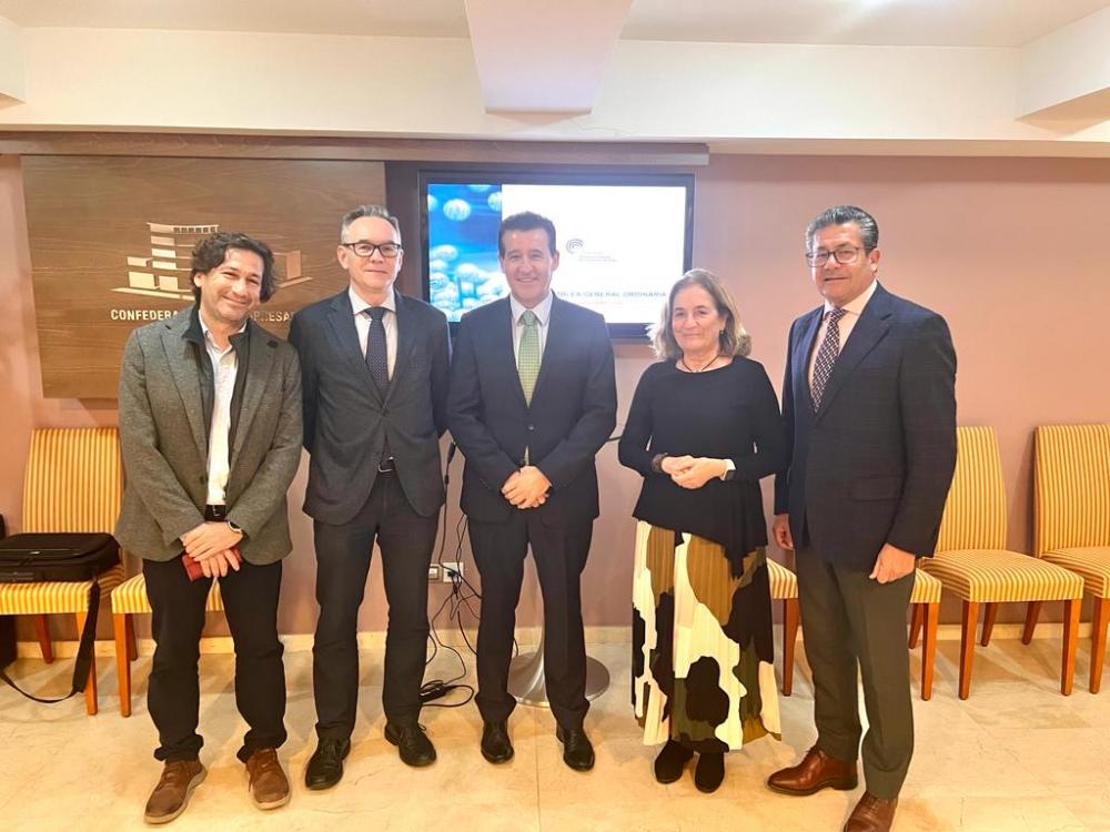 Fernando Henar, reelegido por unanimidad como Presidente de ASAEBIN para los próximos 3 años
FOTOS