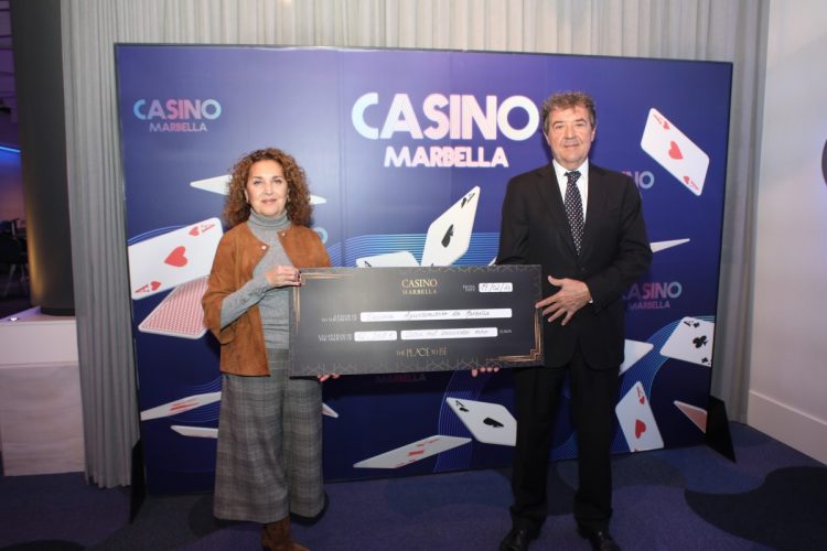 Casino Marbella realiza una donación de más de 12.000 euros al Ayuntamiento destinados a programas de ayuda social