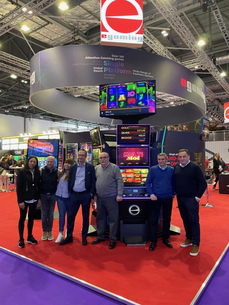 E-GAMING SPAIN CIERRA CON BROCHE DE ORO EN ICE LONDON 2024 CON UNA CENA ESPAÑOLA INOLVIDABLE EN CASA MANOLO