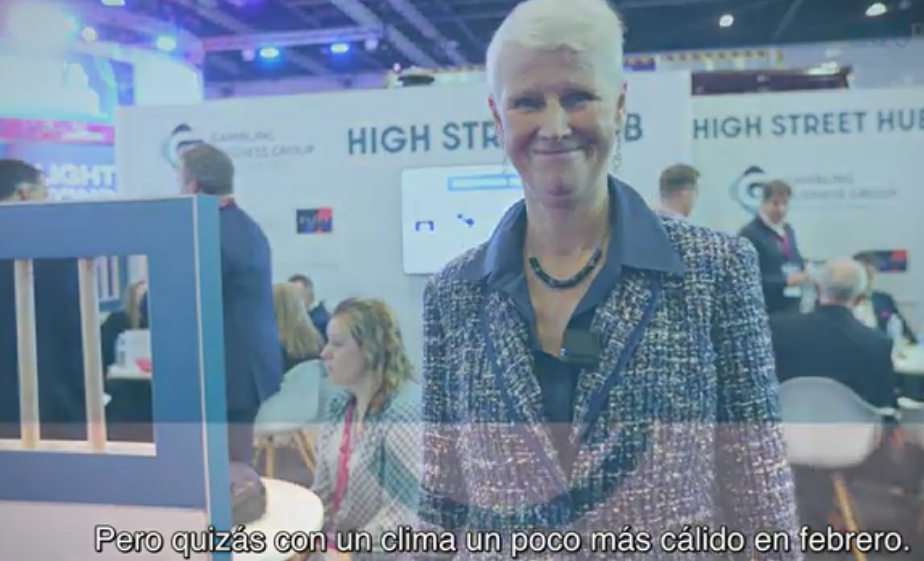 EXCLUSIVA VÍDEO: Brigid Simmonds, presidenta del Consejo de Apuestas y Juegos del Reino Unido saluda a BARCELONA 2025