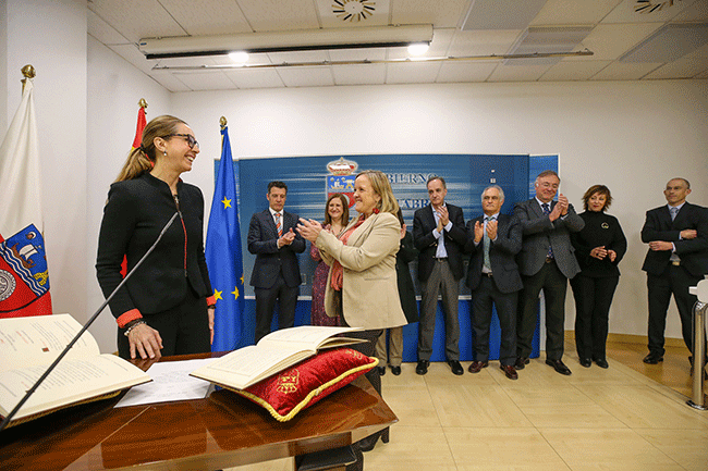 Sobre la nueva Directora General de Seguridad y Proteccion Ciudadana: 