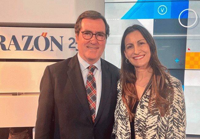 PRIMICIA MERKUR DOSNIHA RECIBE PREMIO DE EXCELENCIA EMPRESARIAL EN LA QUINTA EDICIÓN DE LOS GALARDONES DE LA RAZÓN VÍDEO