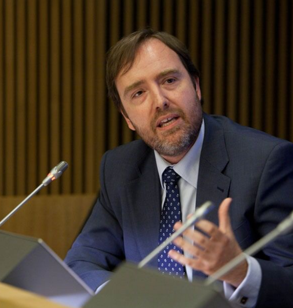 Ángel Jiménez Anguita estará en el Congreso como abogado especialista en derecho Público y Regulatorio y derecho del Juego y tendremos la oportunidad de dialogar con él sobre el «Marco Regulatorio de la venta por internet