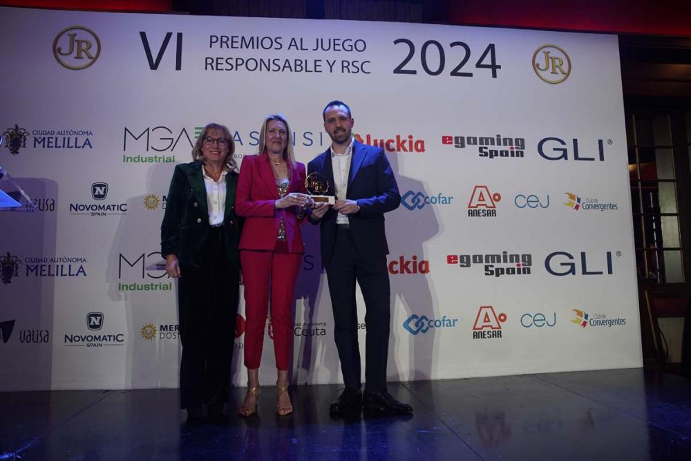 (NOTA DE PRENSA OFICIAL) 
Casinos Grup Peralada, galardonados en los Premios al Juego Responsable y Responsabilidad Social Corporativa