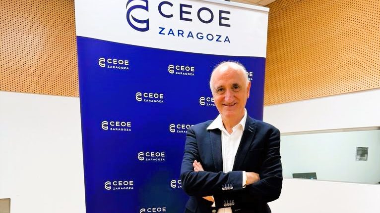 Azemar Aragón expresa su reconocimiento a Elena Pérez