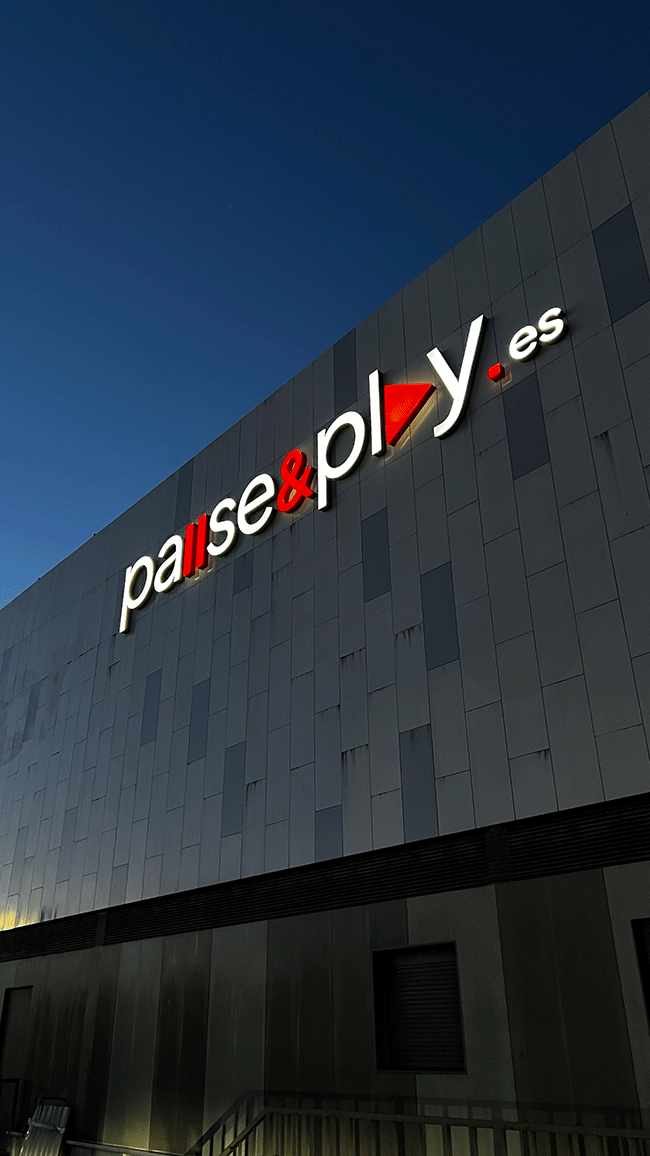 Grupo Vid anuncia la apertura del nuevo Pause&Play en Badajoz con una gran fiesta de inauguración