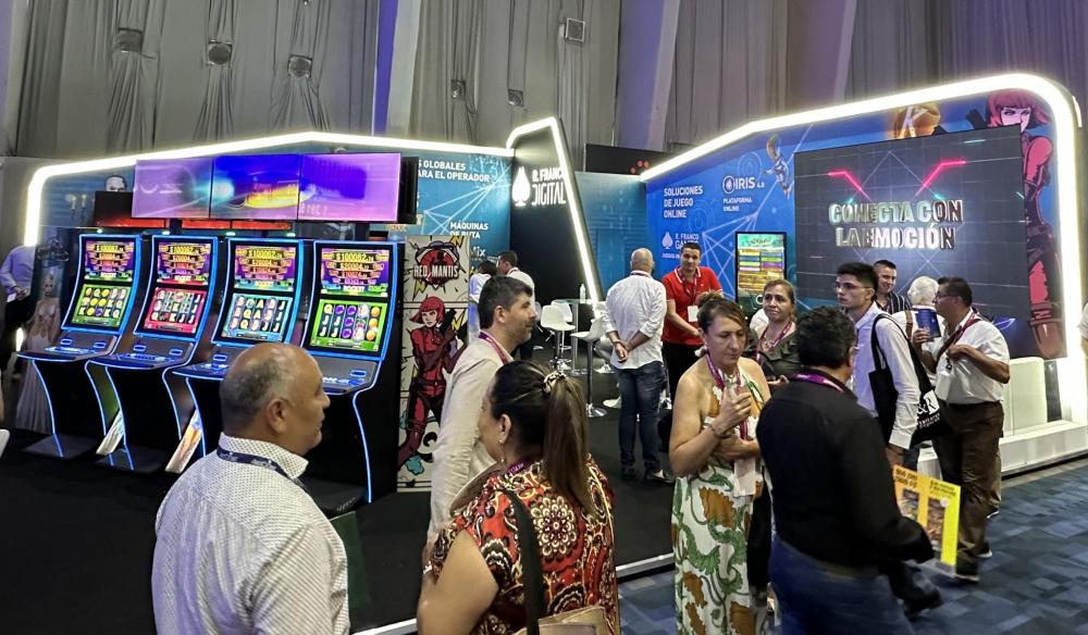 R. Franco, un grande en la Feria GAT de Cartagena de Indias
FOTOS