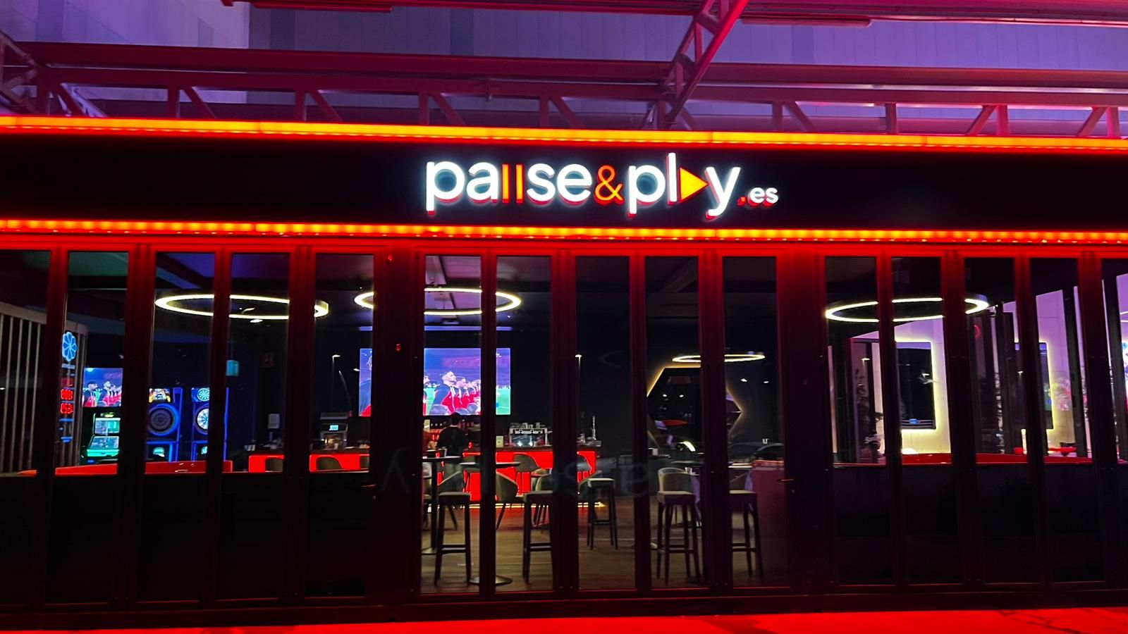 Más Fotos de la Inauguración del Nuevo Pause&Play en El Faro de Badajoz
PURA DIVERSIÓN