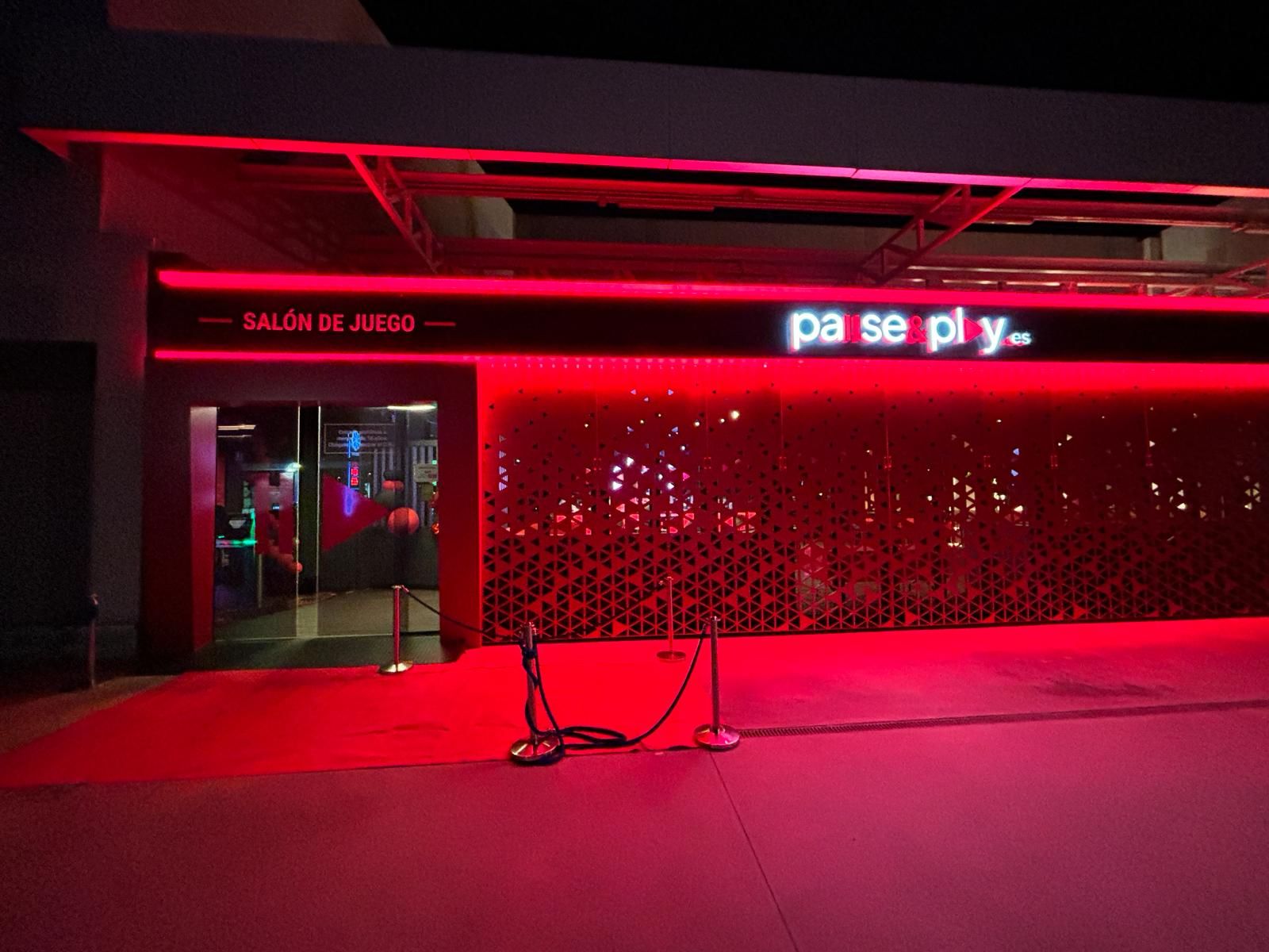 Más Fotos de la Inauguración del Nuevo Pause&Play en El Faro de Badajoz
PURA DIVERSIÓN