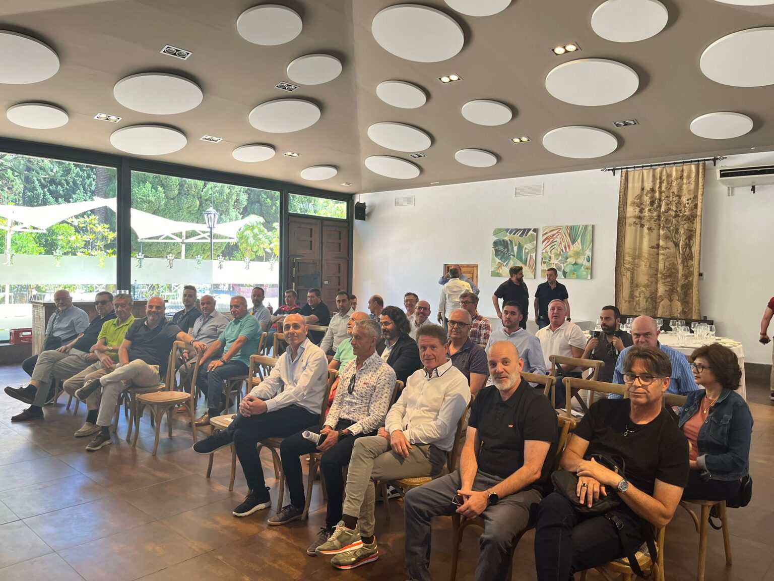 Presentación del Proyecto FES a la Asociación Provincial de Máquinas Recreativas de Alicante (APROMAR)
