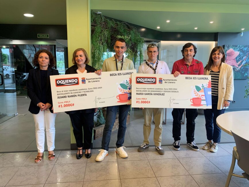 Cafés Oquendo, del grupo DC, y el Ayuntamiento de Llanera becan al alumnado con mejor expediente