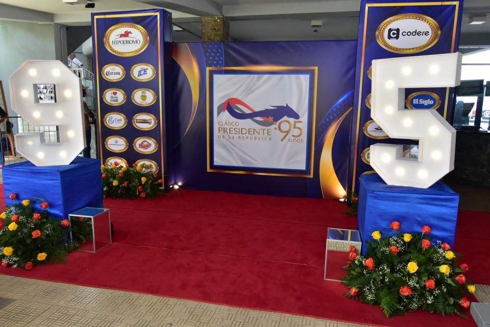 Codere acoge la 95ª Edición del Clásico Presidente de la República en el Hipódromo Presidente Remón de Panamá
FOTOS