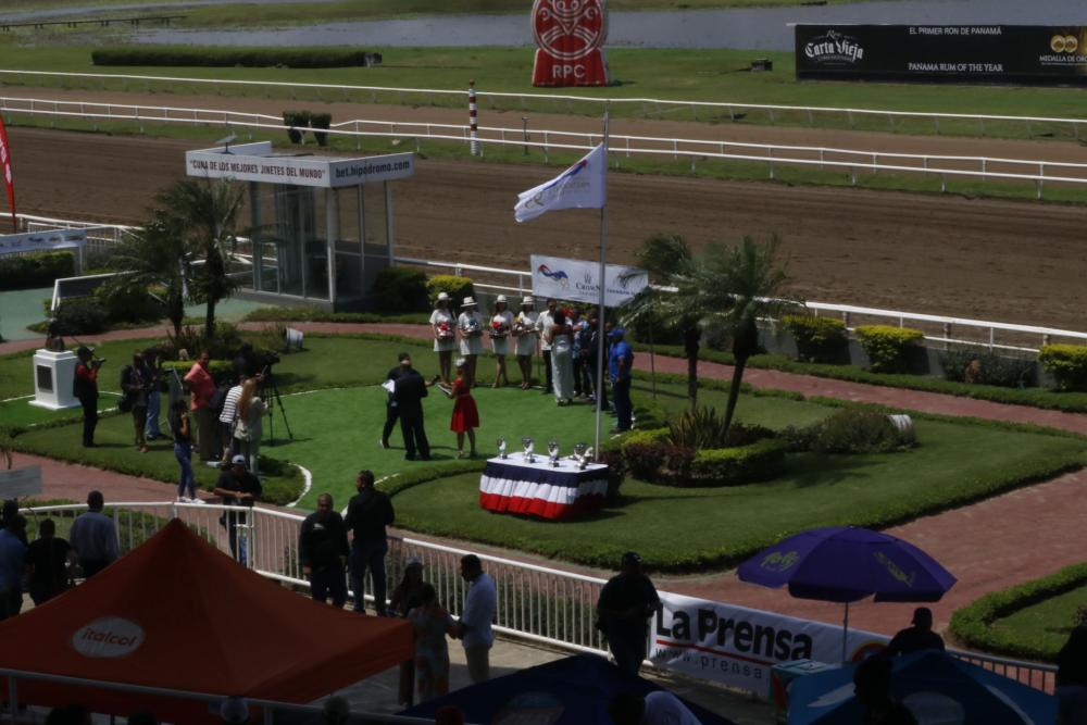 Codere acoge la 95ª Edición del Clásico Presidente de la República en el Hipódromo Presidente Remón de Panamá
FOTOS
