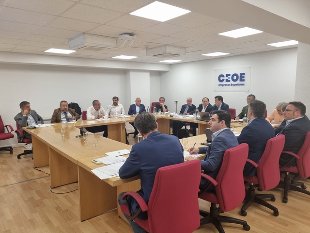 La Asamblea General de CEJ señala el afán confiscatorio de Cataluña (50% de impuestos sobre ganancias), Murcia (45%) y Comunidad Valenciana (42%)