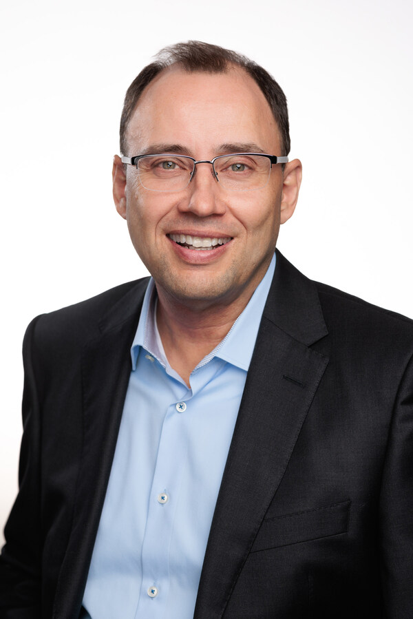Nick Khin asciende a la presidencia de Juegos Globales en IGT