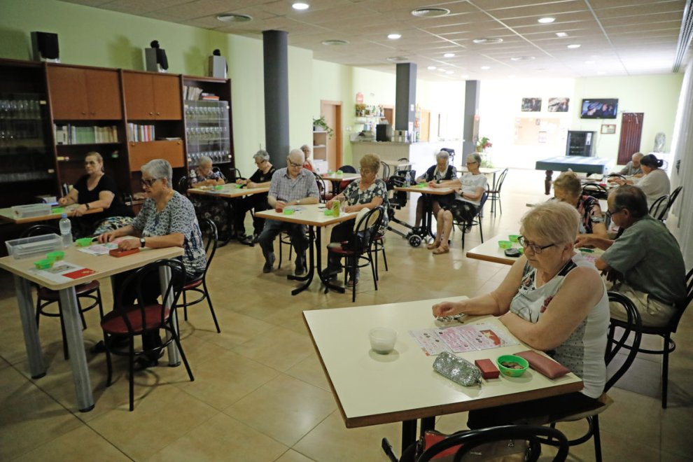 Vilanova de Segrià apuesta por el bingo para revitalizar su bar social