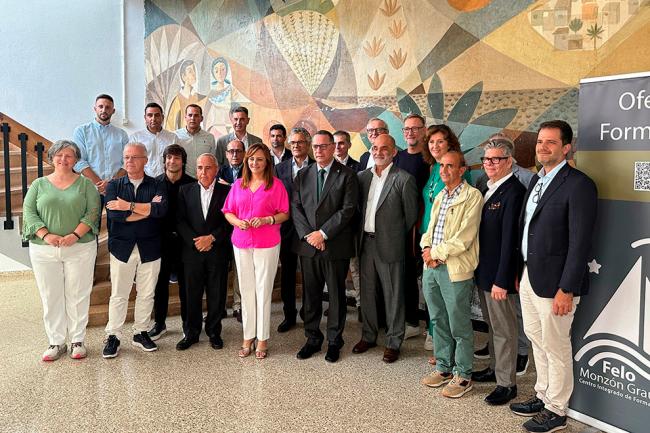 Canarias impulsa el Proyecto FES para prevenir adicciones en jóvenes con el apoyo de autoridades y Pedro García Aguado