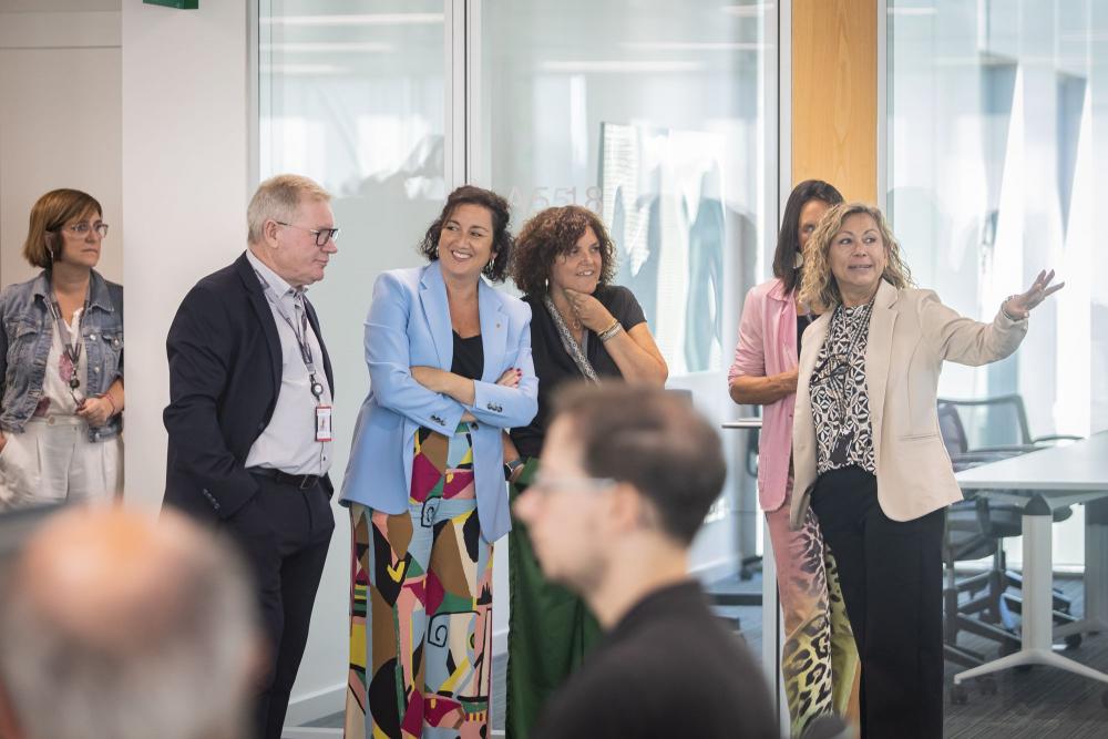 Natalia Caba i Serra, presente en la recepción a la  Consellera Alícia Romero Llano en el Departament d'Economia i Finances
