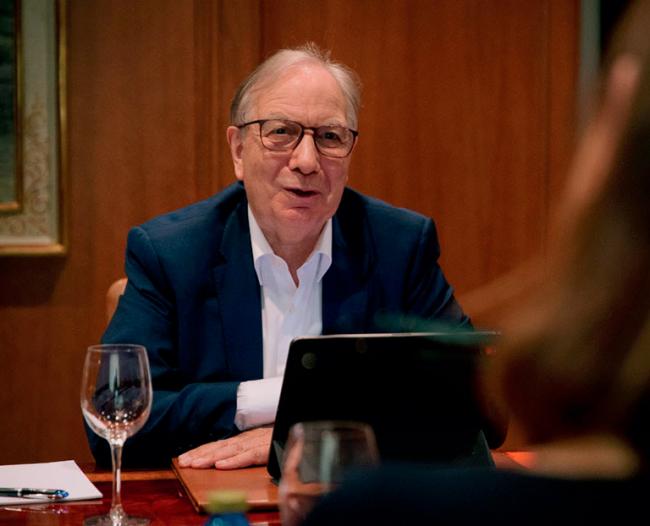 Luckia Transforma su Liderazgo con el Programa de UOC Corporate
