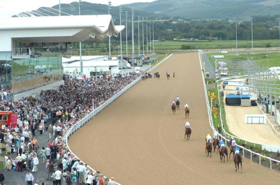 William Hill become headline sponsor at Dundalk Stadium in Ireland